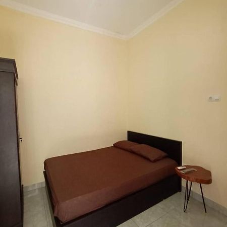 Express O 91578 Villali Jogja Yogyakarta Luaran gambar