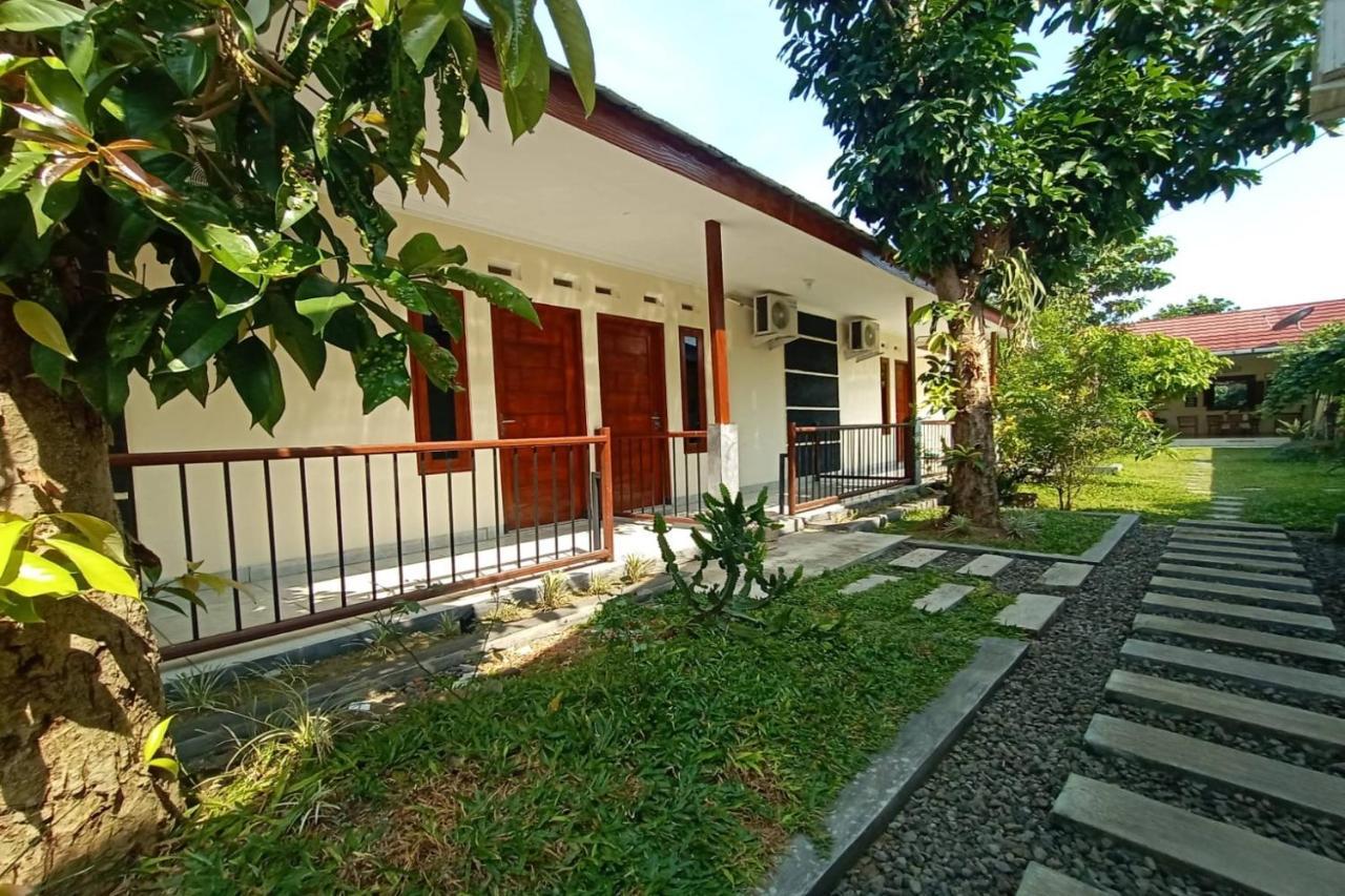 Express O 91578 Villali Jogja Yogyakarta Luaran gambar