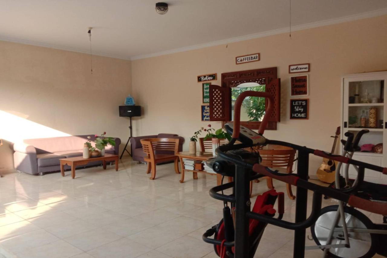 Express O 91578 Villali Jogja Yogyakarta Luaran gambar
