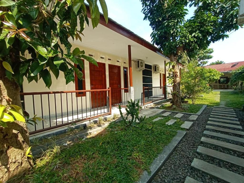 Express O 91578 Villali Jogja Yogyakarta Luaran gambar